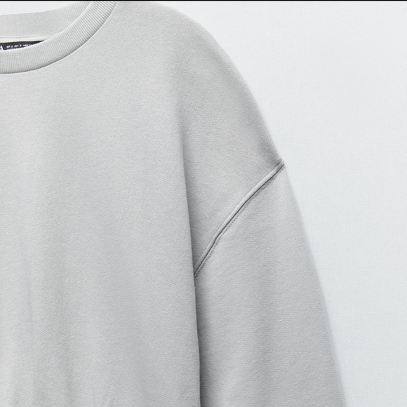 ZARA BNWT Plush Sweatshirt - Picture 2 of 6